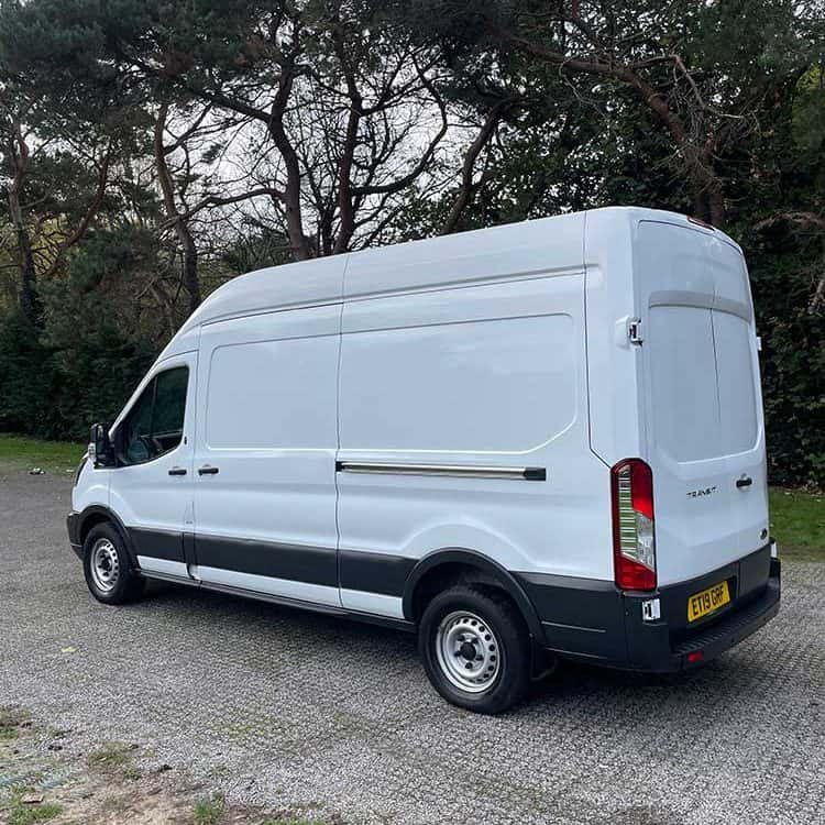 Ford-Transit-(5)